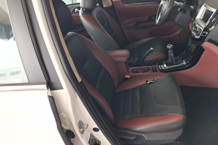 Used BYD Surui 2016 1.5L Manual Elite Edition Right Front Seat