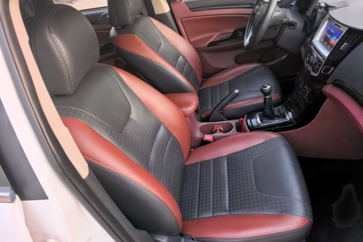 Used BYD Surui 2016 1.5L Manual Elite Edition Right Front Seat