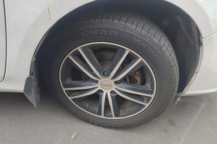 Used BYD Surui 2016 1.5L Manual Elite Edition Right Front Wheel Hub