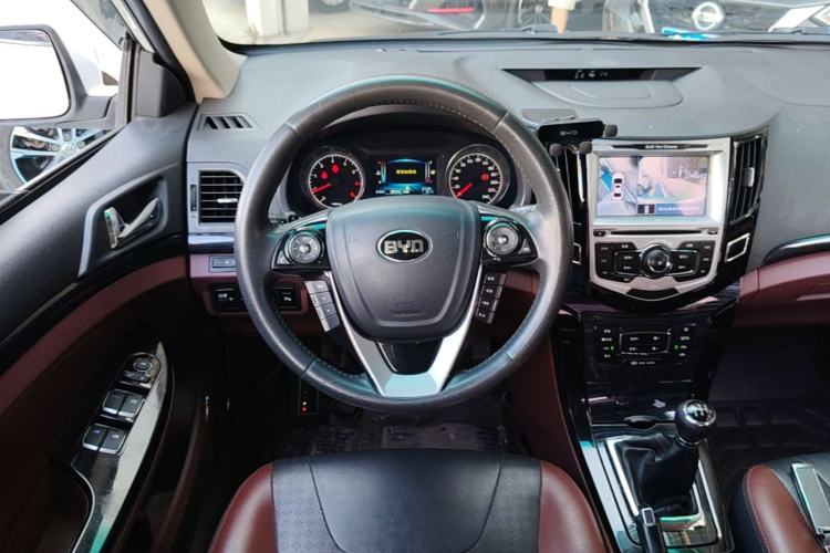 Used BYD Surui 2016 1.5L Manual Elite Edition Steering Wheel