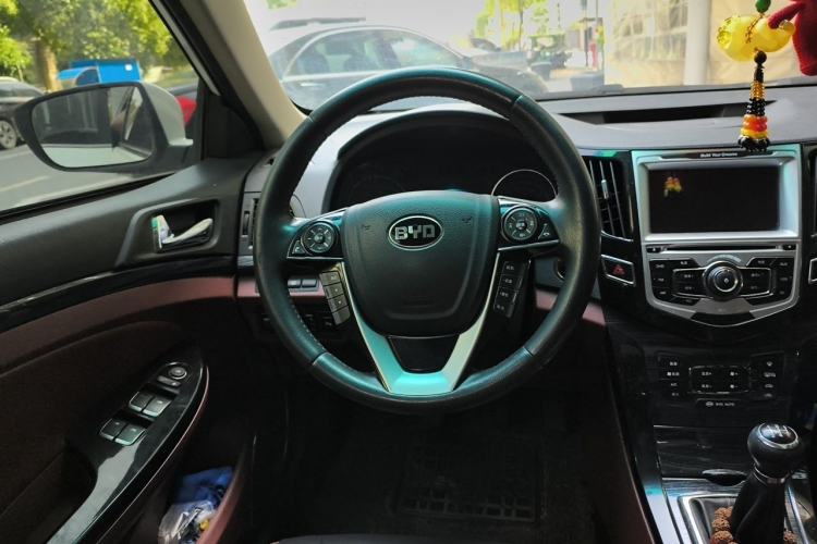 Used BYD Surui 2016 1.5L Manual Elite Edition Steering Wheel