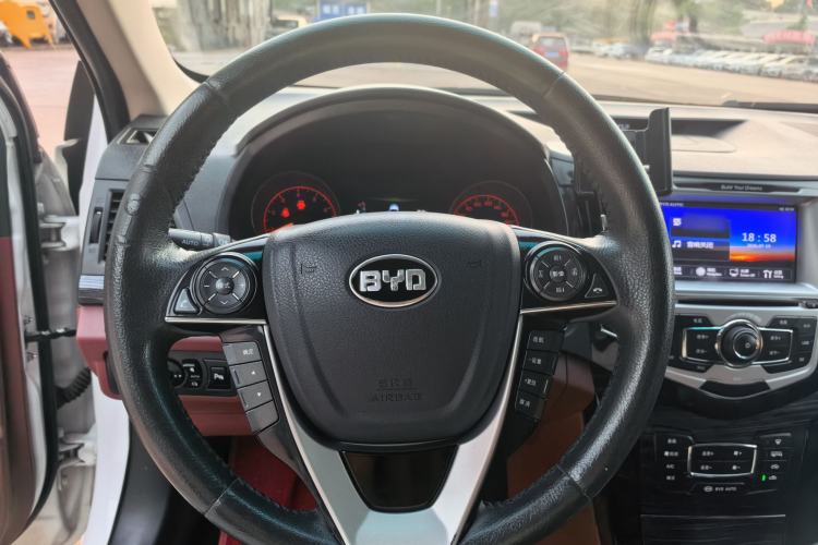 Used BYD Surui 2016 1.5L Manual Elite Edition Steering Wheel