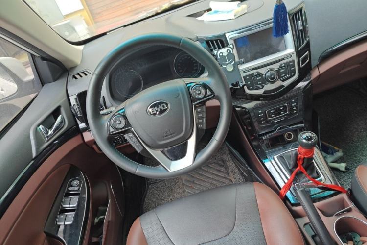 Used BYD Surui 2016 1.5L Manual Elite Edition Steering Wheel