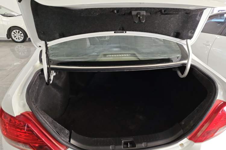 Used BYD Surui 2016 1.5L Manual Elite Edition Trunk