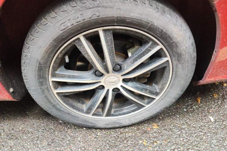 Used BYD Surui 2018 1.5L Manual Luxury Model Right Front Wheel Hub