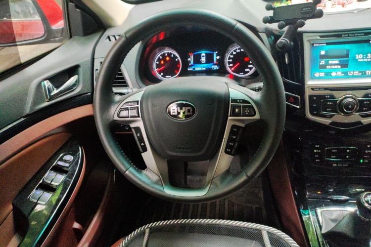 Used BYD Surui 2018 1.5L Manual Luxury Model Steering Wheel