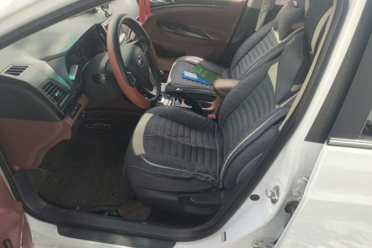 Used BYD Surui 2018 1.5L Manual Enjoyment Model Driver Seat