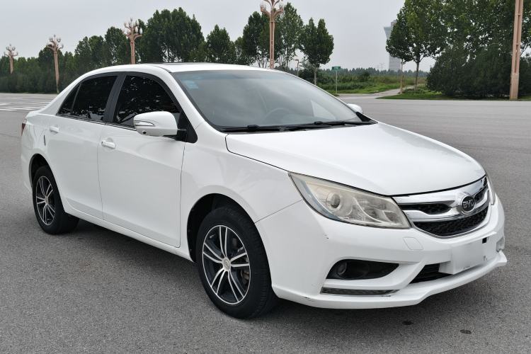 Used BYD Surui 2018 1.5L Manual Luxury Model Exterior 2