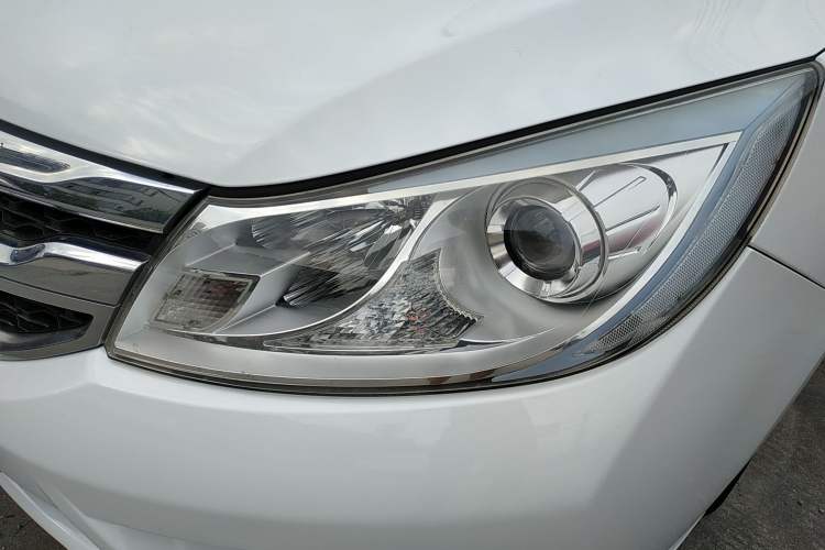 Used BYD Surui 2018 1.5L Manual Luxury Model Left Front Headlight