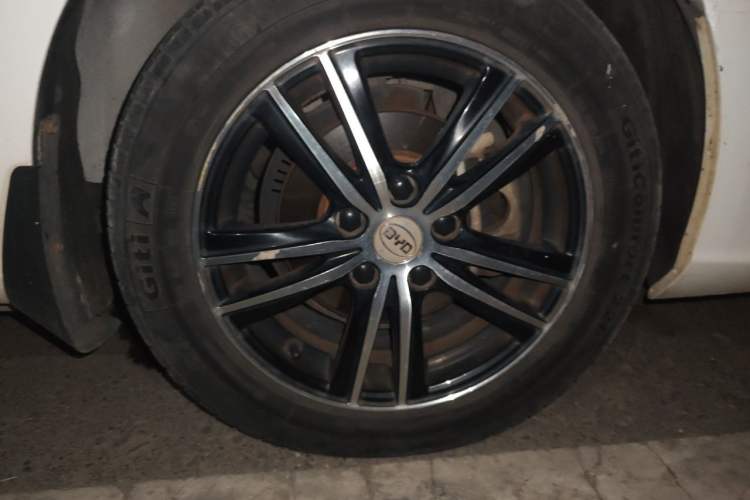 Used BYD Surui 2018 1.5L Manual Luxury Model Right Front Wheel Hub
