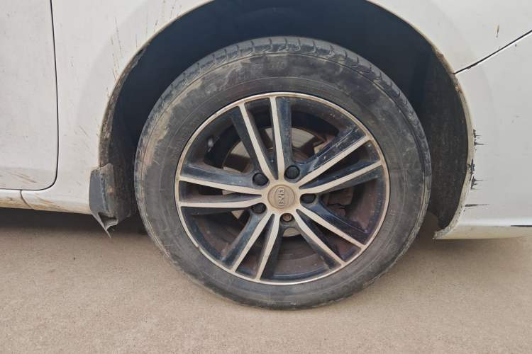 Used BYD Surui 2018 1.5L Manual Luxury Model Right Front Wheel Hub
