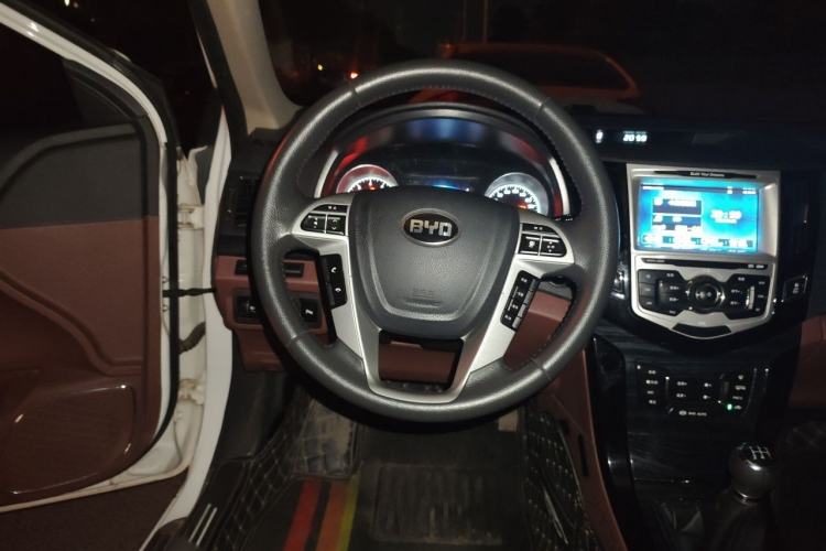 Used BYD Surui 2018 1.5L Manual Luxury Model Steering Wheel