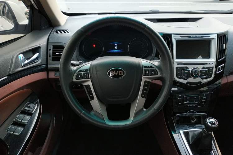 Used BYD Surui 2018 1.5L Manual Luxury Model Steering Wheel