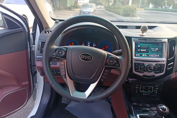 Used BYD Surui 2018 1.5L Manual Enjoyment Model Steering Wheel