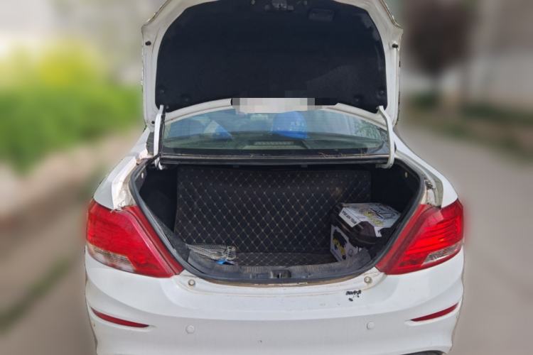 Used BYD Surui 2018 1.5L Manual Luxury Model Trunk