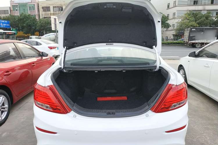 Used BYD Surui 2018 1.5L Manual Luxury Model Trunk