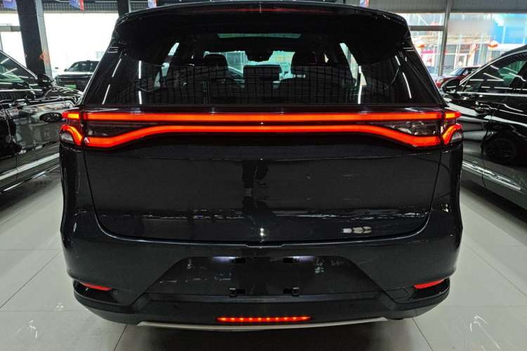 Used BYD Tang 2019 2.0T Automatic SmartConnect Prestige 7-Seater China VI Standard Rear