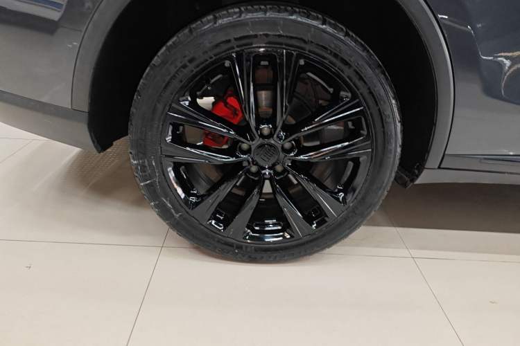 Used BYD Tang 2019 2.0T Automatic SmartConnect Prestige 7-Seater China VI Standard Right Rear Wheel Hub