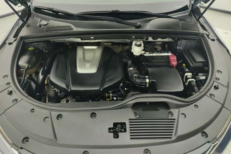 Used BYD Tang 2021 2.0T Automatic Flagship Edition Engine Bay