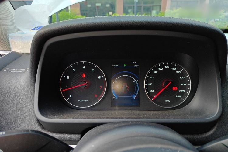 Used BYD Tang 2018 2.0T Automatic Smart Connect Prestige 7-Seater China V Standard Instrument Cluster