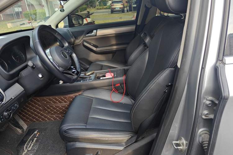 Used BYD Tang 2018 2.0T Automatic Smart Connect Prestige 7-Seater China V Standard Left Front Seat