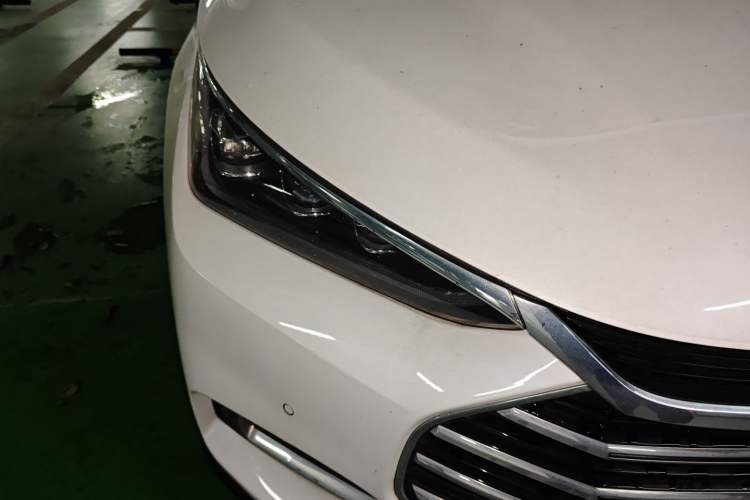 Used BYD Tang 2021 2.0T Automatic Flagship Edition Right Front Headlight