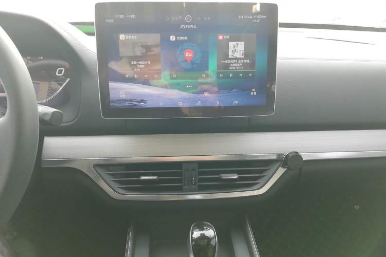 Used BYD Tang 2018 2.0T Automatic SmartConnect Prestige 7-Seater China V Standard Audio And AC Panel