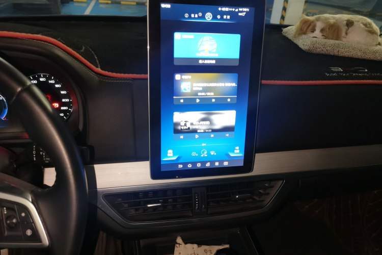 Used BYD Tang 2018 2.0T Automatic Smart Connect Prestige 7-Seater China V Standard Audio And AC Panel
