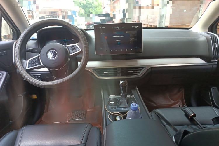 Used BYD Tang 2018 2.0T Automatic SmartConnect Prestige 7-Seater China V Standard Center Console