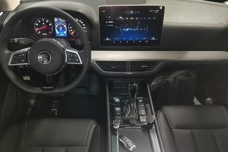 Used BYD Tang 2018 2.0T Automatic Smart Connect Prestige 7-Seater China V Standard Center Console