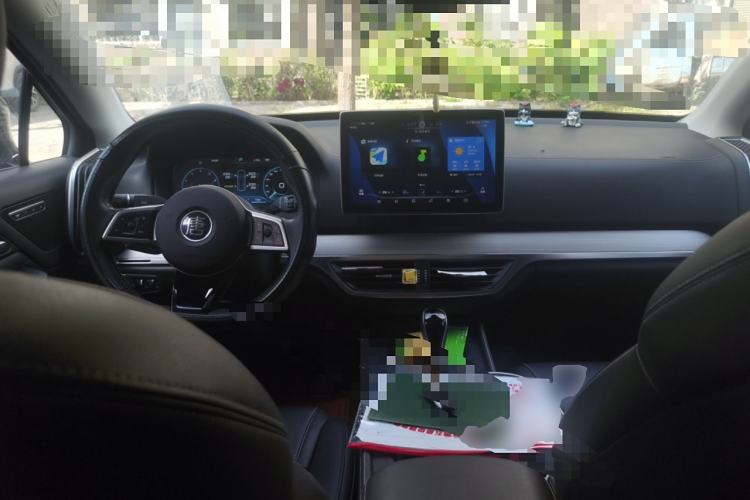 Used BYD Tang 2018 2.0T Automatic SmartConnect Prestige 7-Seater China V Standard Center Console