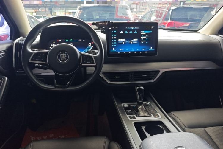 Used BYD Tang 2018 2.0T Automatic Smart Connect Prestige 7-Seater China V Standard Center Console