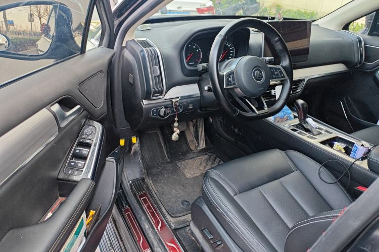 Used BYD Tang 2018 2.0T Automatic Smart Connect Prestige 7-Seater China V Standard Driver Seat