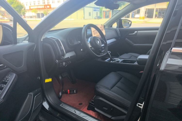 Used BYD Tang 2018 2.0T Automatic SmartConnect Luxury Edition 5 Seats China V Standard Driver Seat
