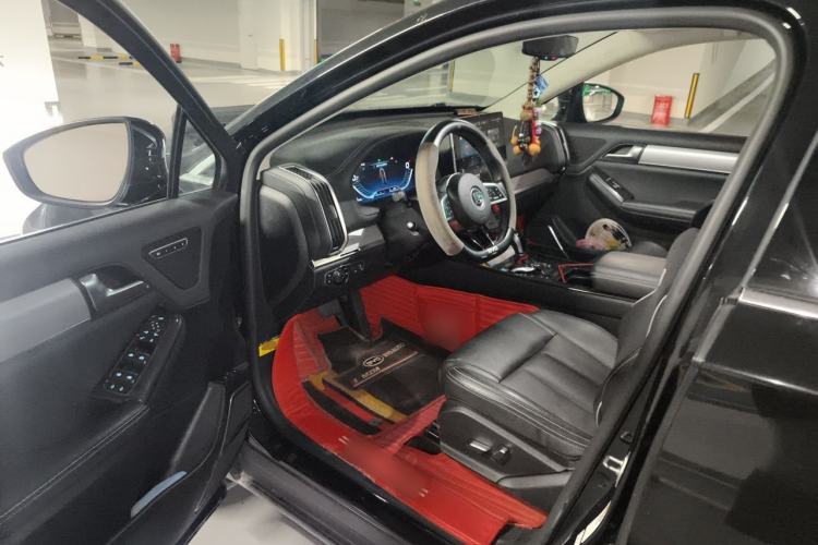Used BYD Tang 2018 2.0T Automatic SmartConnect Prestige 7-Seater China V Standard Driver Seat