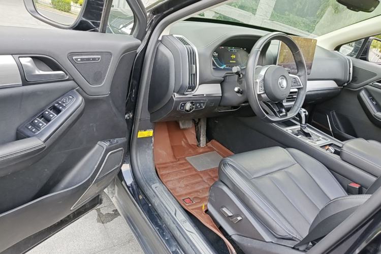 Used BYD Tang 2018 2.0T Automatic SmartConnect Prestige 7-Seater China V Standard Driver Seat