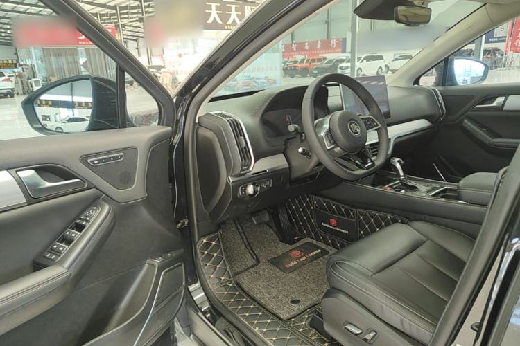 Used BYD Tang 2018 2.0T Automatic SmartConnect Prestige 7-Seater China V Standard Driver Seat