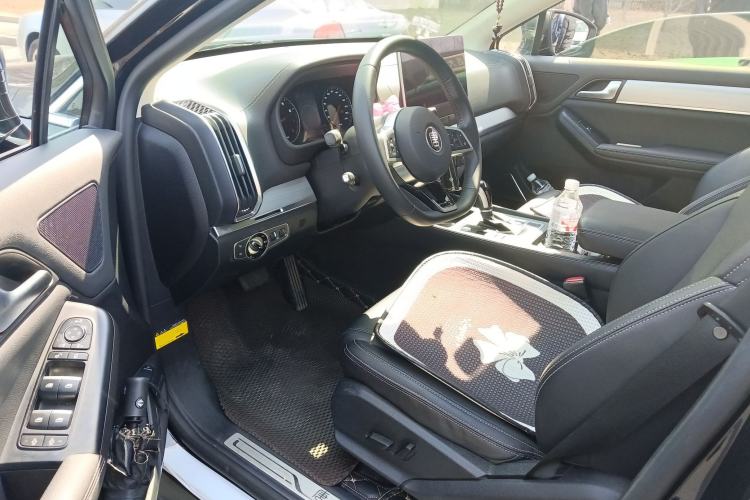 Used BYD Tang 2018 2.0T Automatic Smart Connect Prestige 7-Seater China V Standard Driver Seat