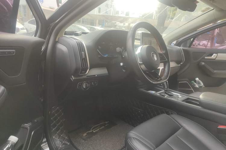 Used BYD Tang 2018 2.0T Automatic SmartConnect Prestige 7-Seater China V Standard Driver Seat