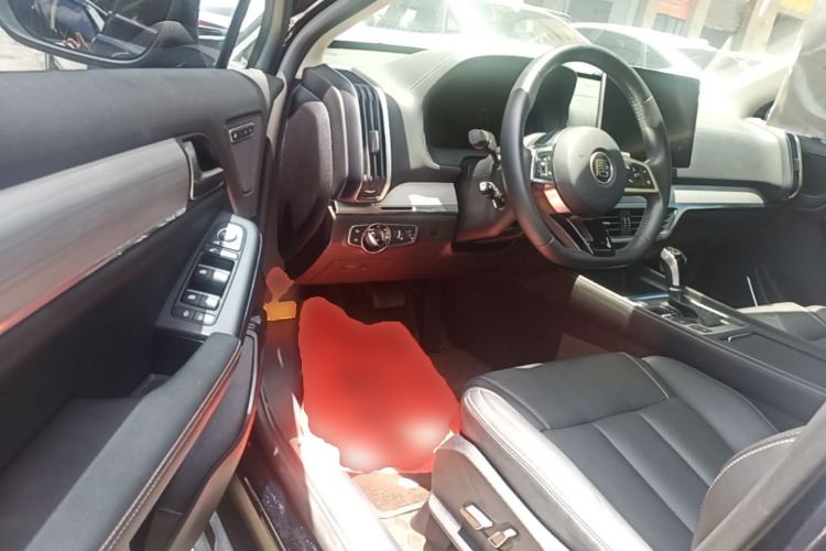Used BYD Tang 2018 2.0T Automatic SmartConnect Prestige 7-Seater China V Standard Driver Seat