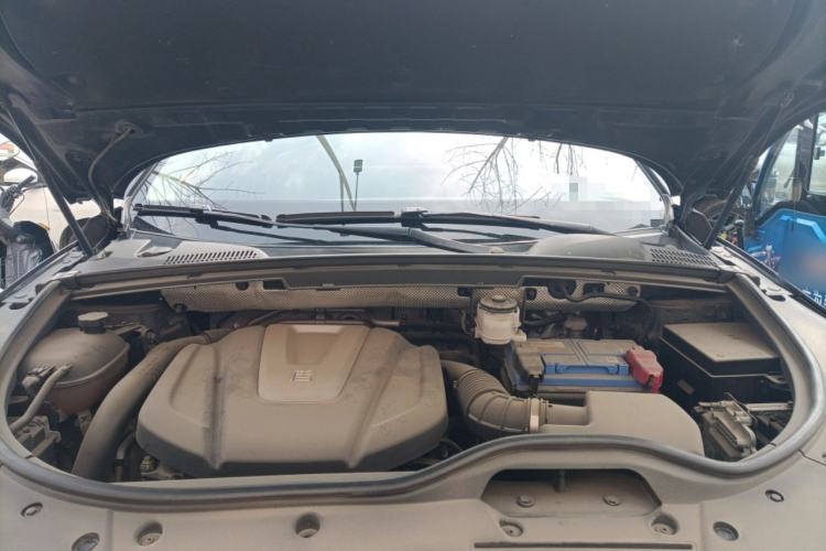 Used BYD Tang 2018 2.0T Automatic SmartConnect Prestige 7-Seater China V Standard Engine Bay