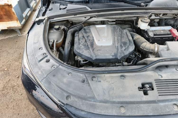 Used BYD Tang 2018 2.0T Automatic SmartConnect Prestige 7-Seater China V Standard Engine Bay Right