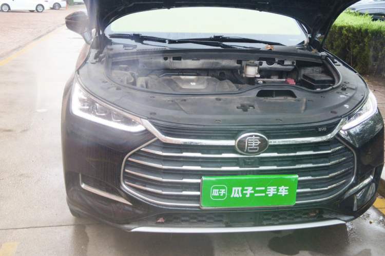 Used BYD Tang 2018 2.0T Automatic SmartConnect Prestige 7-Seater China V Standard Engine Bay Right