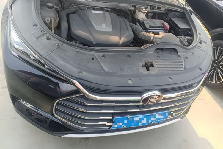 Used BYD Tang 2018 2.0T Automatic SmartConnect Prestige 7-Seater China V Standard Engine Bay