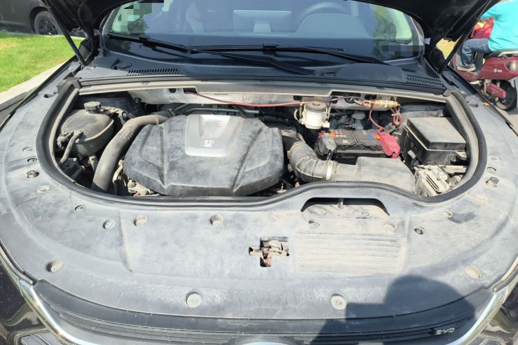 Used BYD Tang 2018 2.0T Automatic SmartConnect Prestige 7-Seater China V Standard Engine Bay