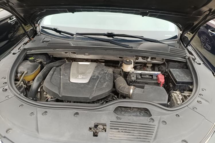 Used BYD Tang 2018 2.0T Automatic SmartConnect Prestige 7-Seater China V Standard Engine Bay