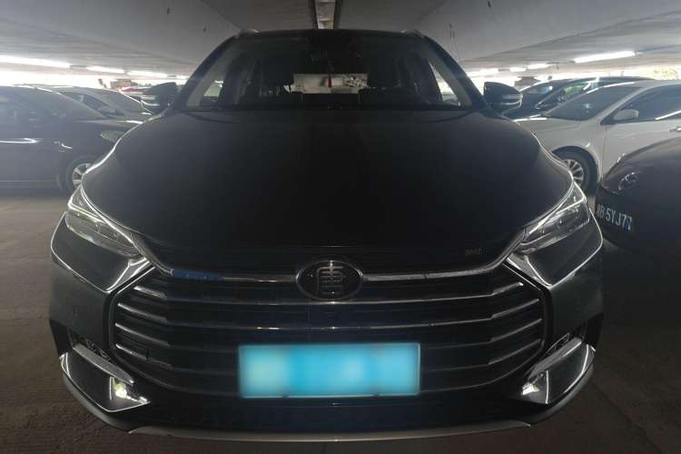 Used BYD Tang 2018 2.0T Automatic SmartConnect Luxury Edition 5 Seats China V Standard Exterior 1