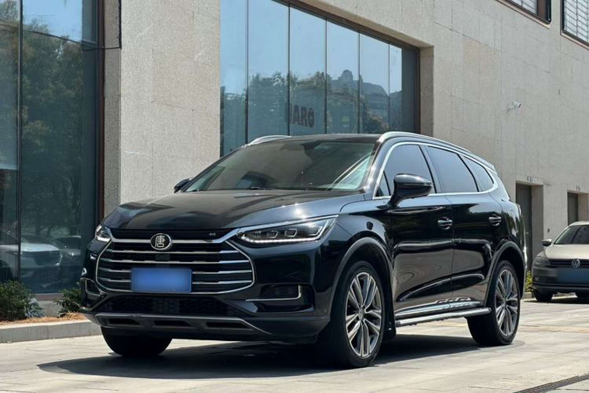 Used BYD Tang 2018 2.0T Automatic Smart Connect Prestige 7-Seater China V Standard Exterior 3