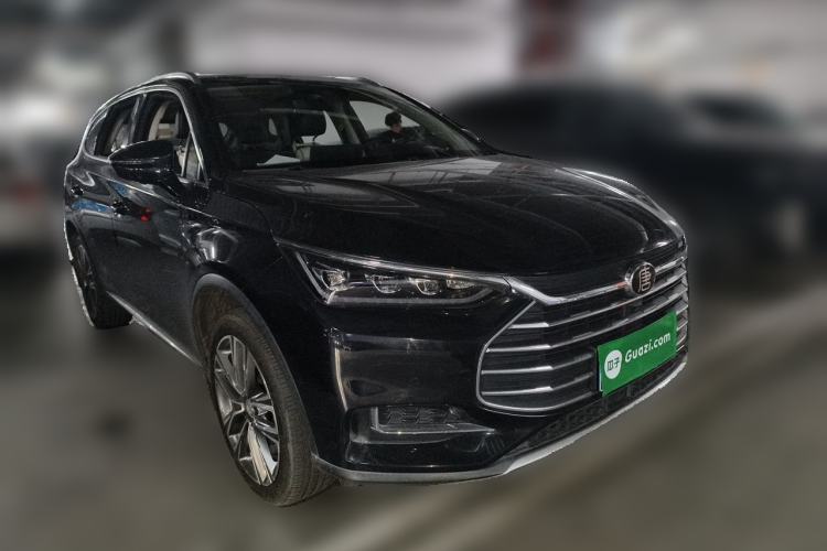 Used BYD Tang 2018 2.0T Automatic SmartConnect Prestige 7-Seater China V Standard Front Right 45 Deg