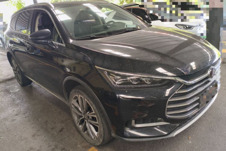Used BYD Tang 2018 2.0T Automatic SmartConnect Prestige 7-Seater China V Standard Front Right 45 Deg